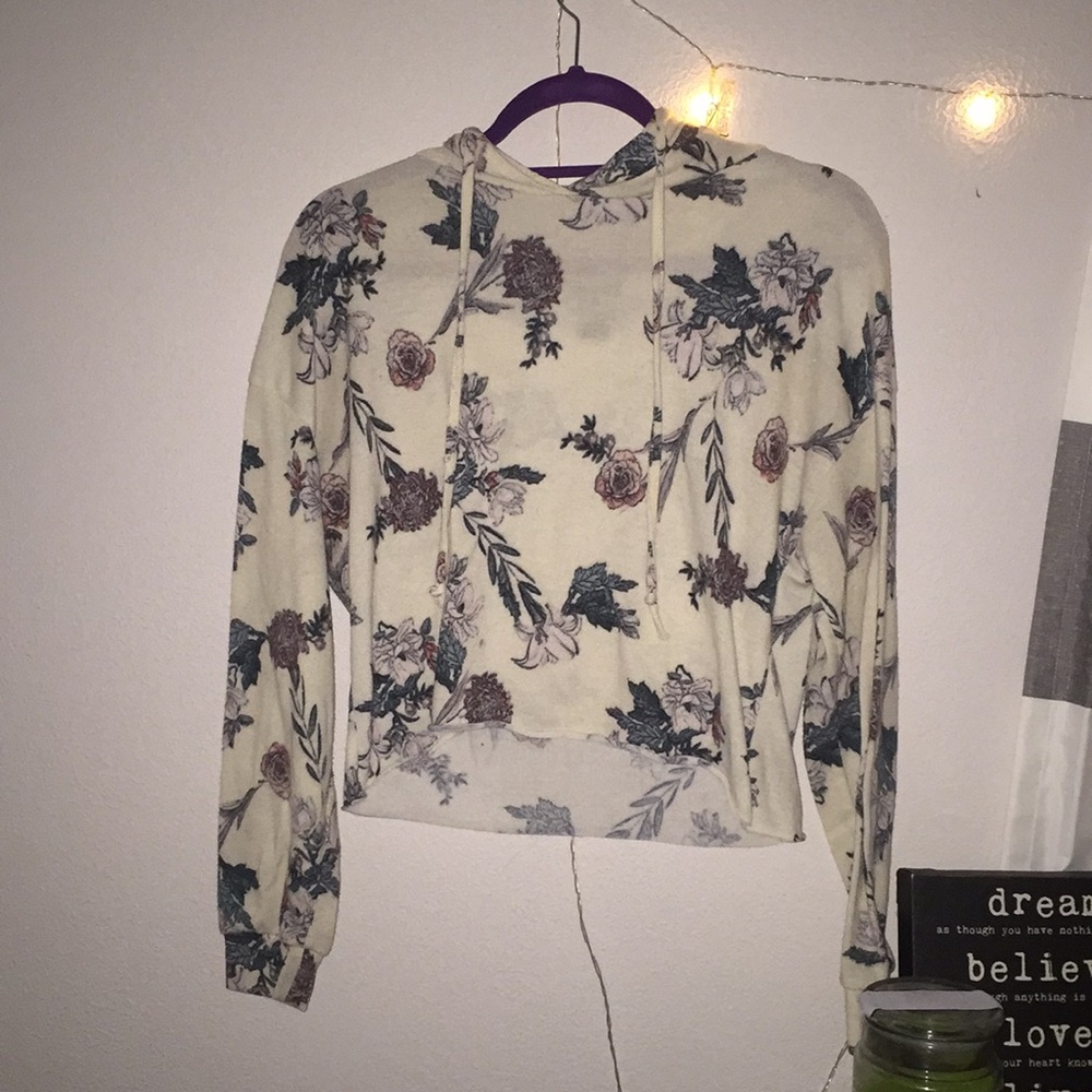 Rue 21 crop top